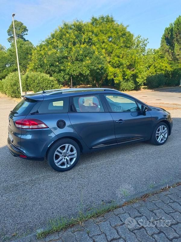 Usata Renault Clio GrandTour 90 CV (66 kW) 2019 Blu Station wagon