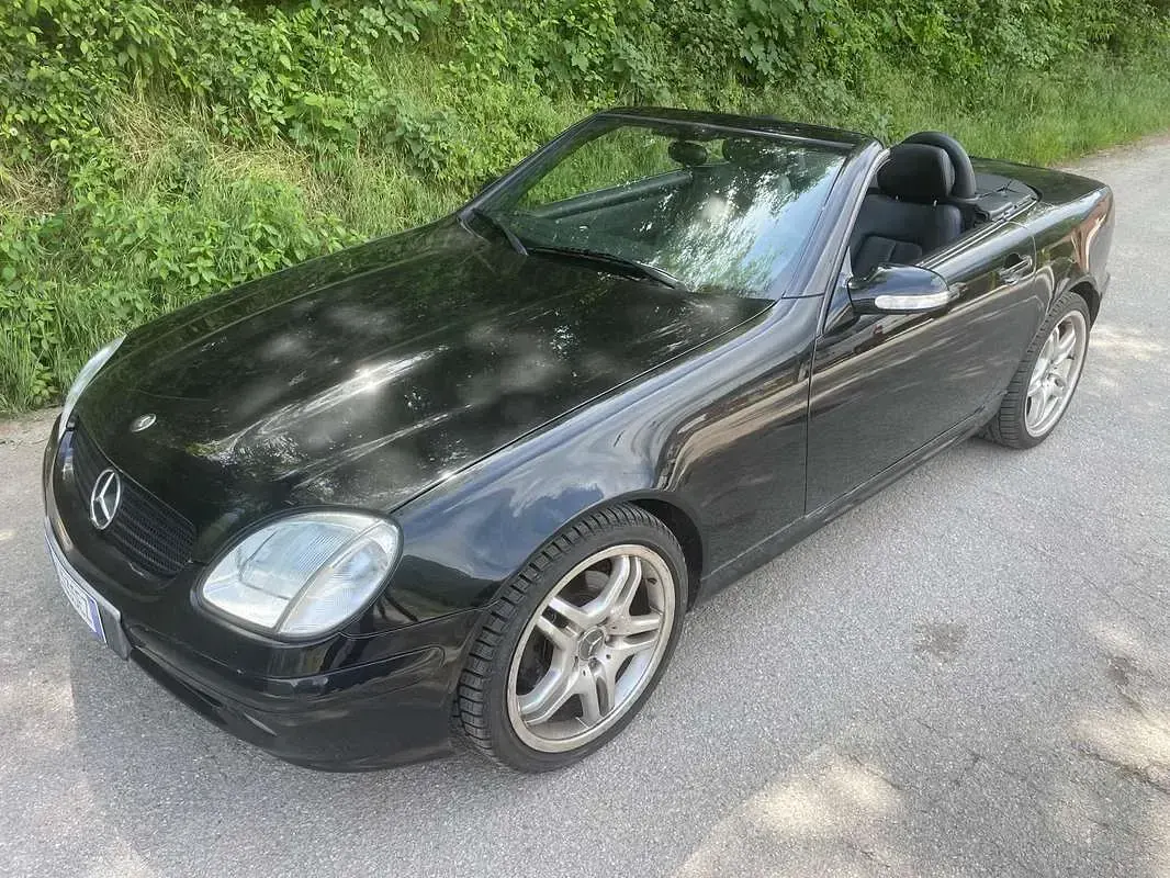 Usata Mercedes SLK320 218 CV (160 kW) 2000 Nero Cabrio