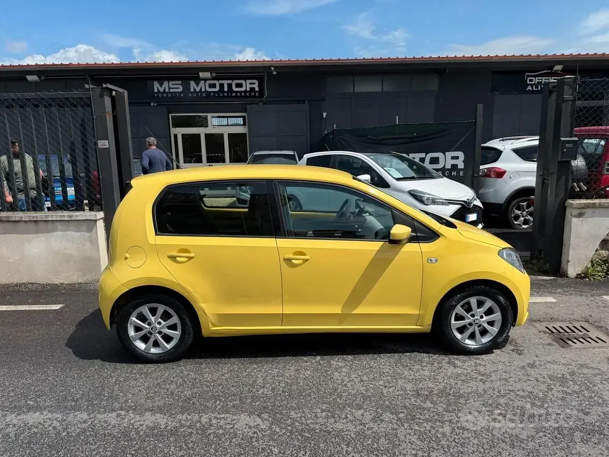 Usata Seat Mii 60 CV (44 kW) 2013 Giallo Utilitaria