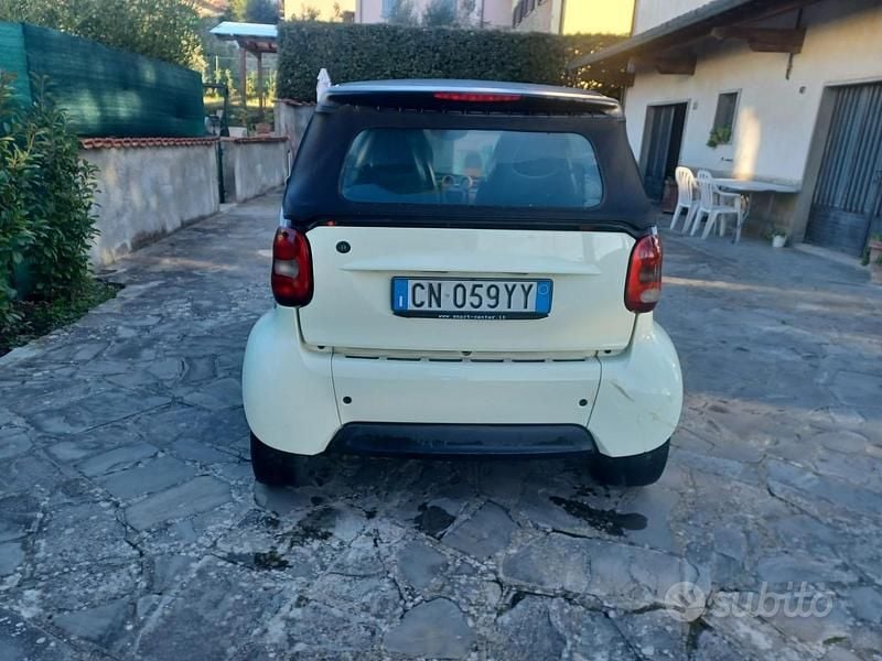 Usata Smart ForTwo Cabrio 2004 Bianco Cabrio