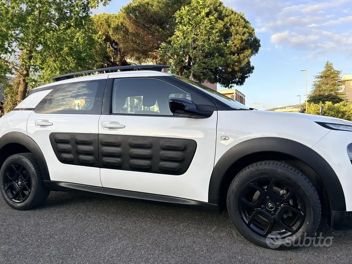 Usata Citroën C4 99 CV (72 kW) 2016 Bianco Berlina