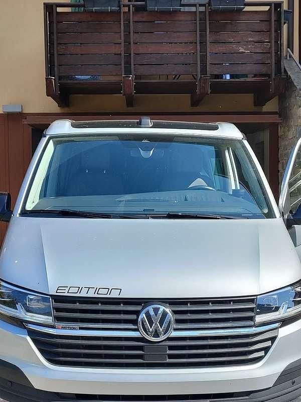 Usata VW California California 150 CV (110 kW) 2024 Argento Furgone