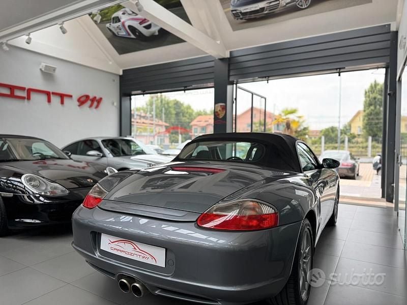 Usata Porsche Boxster 260 CV (191 kW) 2003 Grigio Cabrio