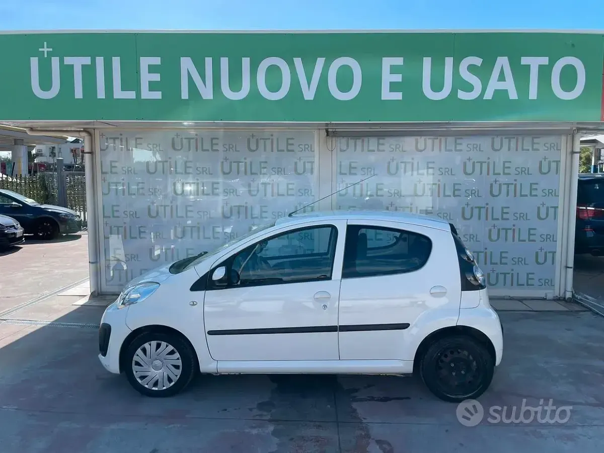 Usata Citroën C1 Attraction 68 CV (50 kW) 2013 Bianco Utilitaria