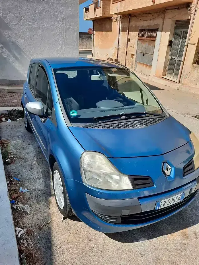 Usata Renault Modus 85 CV (62 kW) 2010 Bluazzurro Monovolume