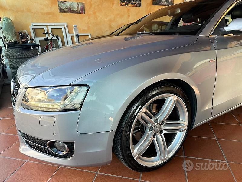 Usata Audi A5 Advanced 143 CV (105 kW) 2011 Grigio Coupé