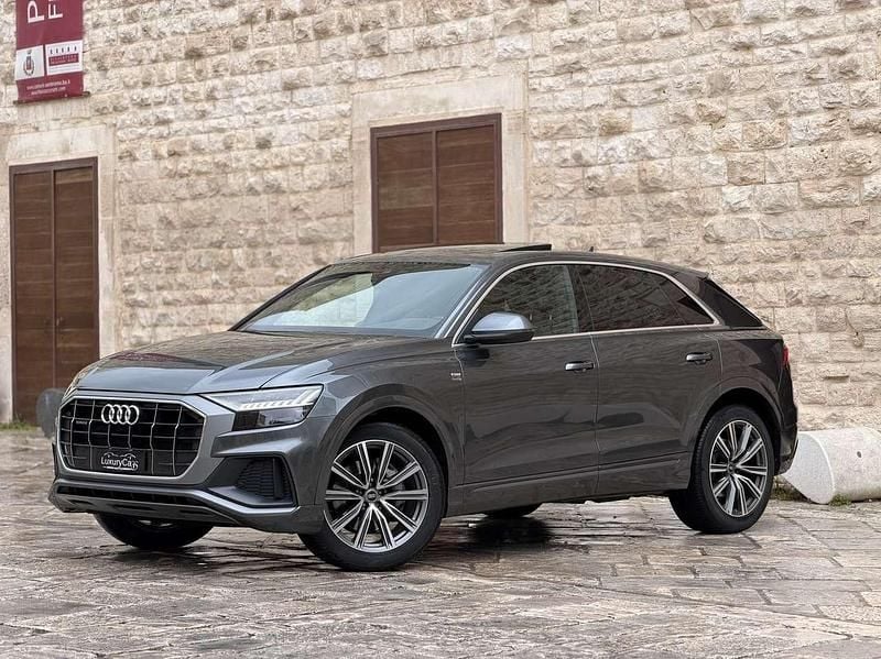 Usata Audi Q8 S-Line 286 CV (210 kW) 2021 Other SUV