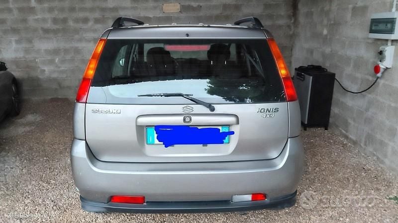 Usata Suzuki Ignis 99 CV (72 kW) 2003 Utilitaria