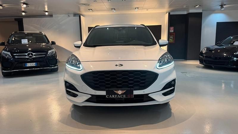 Usata Ford Kuga ST 120 CV (88 kW) 2023 Bianco SUV