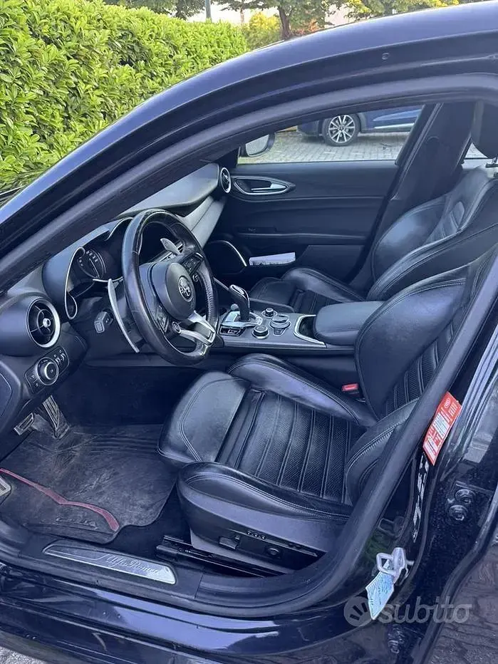 Usata Alfa Romeo Giulia Veloce 211 CV (155 kW) 2020 Nero Berlina