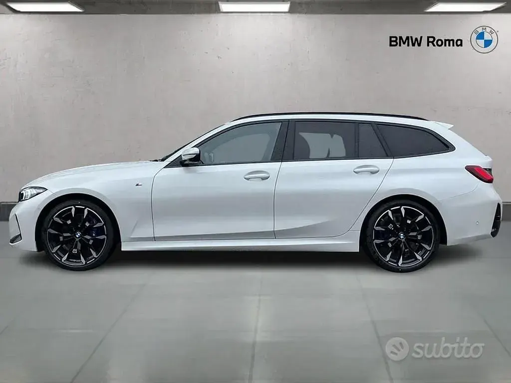 Usata BMW 320e M Sport 190 CV (139 kW) 2026 Mineral white metallizzato Station wagon
