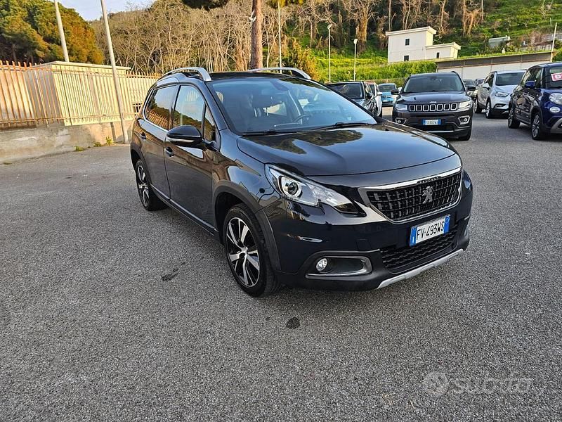 Usata Peugeot 2008 Allure 102 CV (75 kW) 2019 Blu SUV