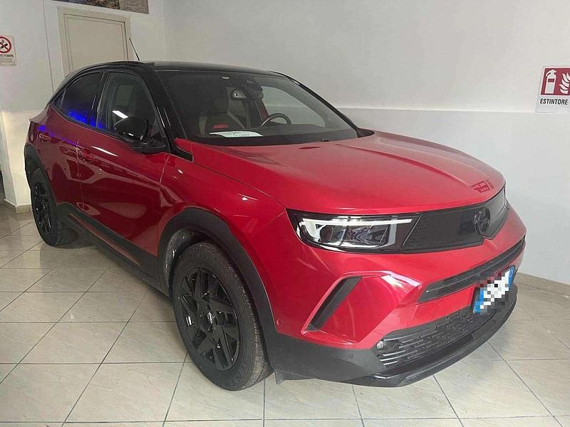 Vari colori Usata 2022 Opel Mokka SUV | 13.900 € (Super prezzo) - Immagine 1/4