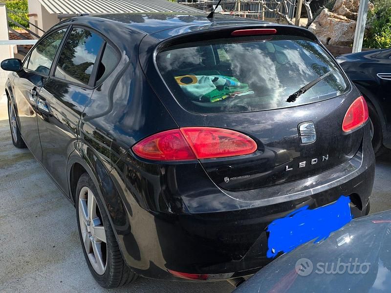 Usata Seat Leon 2006 Nero Utilitaria