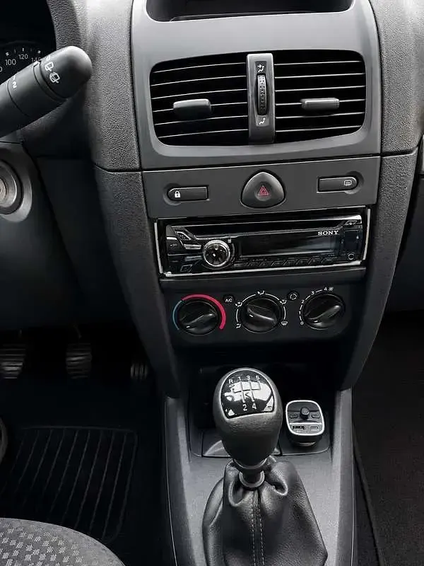 Usata Renault Clio II 58 CV (42 kW) 2008 Berlina