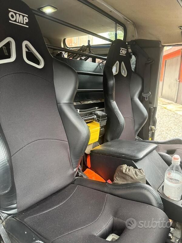 Usado Land Rover Defender 122 HP (89 kW) 2001 Preto SUV