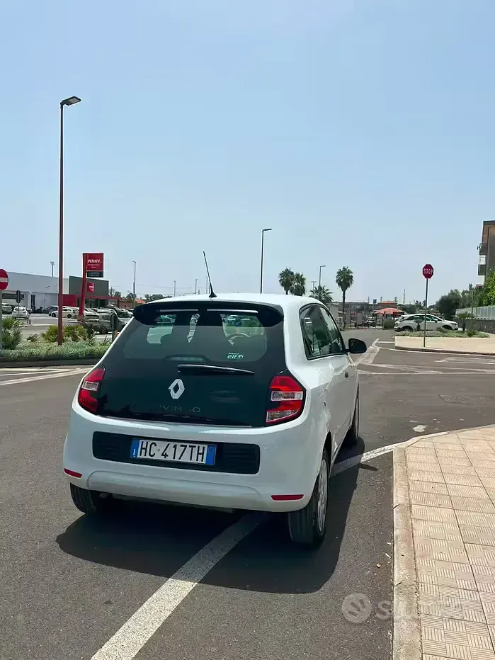 Usata Renault Twingo SE 69 CV (50 kW) 2016 Bianco Utilitaria