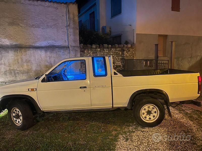Usata Nissan PickUp 1991 Bianco Pick-up