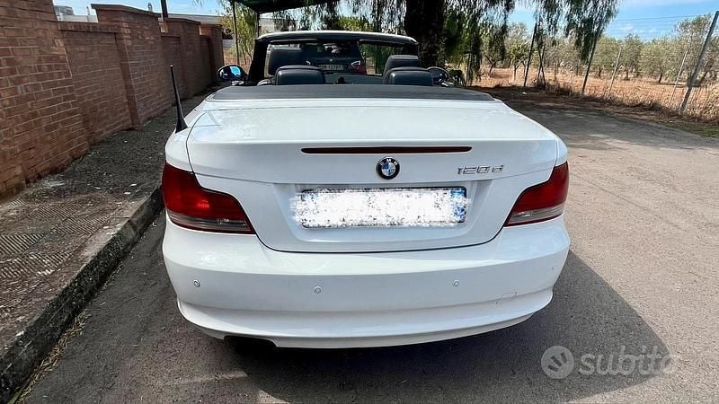 Usata BMW 120 Cabriolet 177 CV (130 kW) 2009 Bianco Cabrio