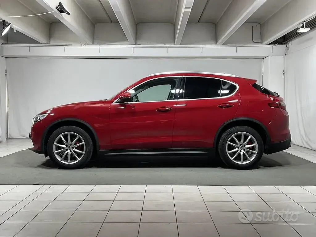 Usata Alfa Romeo Stelvio Executive 280 CV (205 kW) 2019 Rosso SUV
