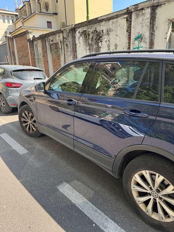 Usata VW Tiguan Business 125 CV (91 kW) 2018 Blu/azzurro SUV
