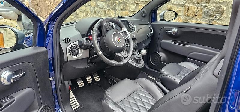 Usata Abarth 595 165 CV (121 kW) 2021 Blu Cabrio