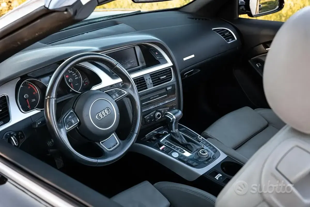 Usata Audi A5 Cabriolet Black Edition 190 CV (139 kW) 2015 Nero Cabrio