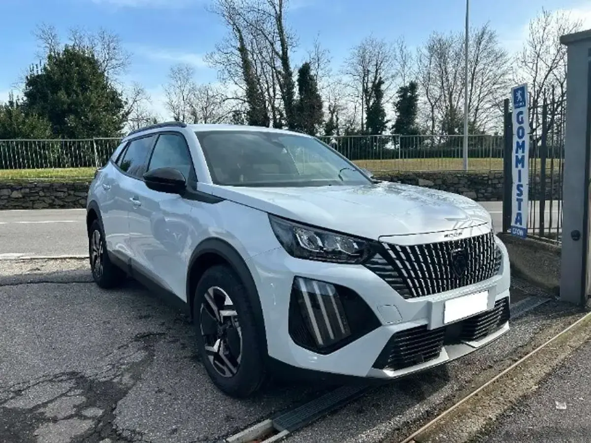 Nuova Peugeot 2008 Allure 102 CV (75 kW) 2026 Bianco SUV