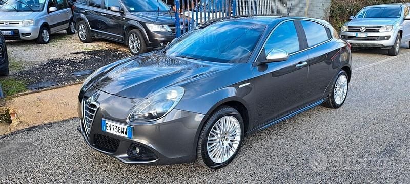 Grigio Usata 2012 Alfa Romeo Giulietta Distinctive Berlina | 4799 € (Super prezzo) - Immagine 1/4