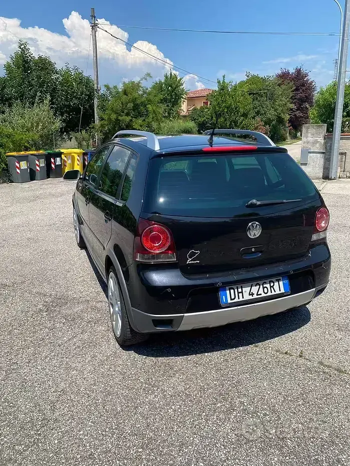 Usata VW Polo Cross 80 CV (58 kW) 2007 Nero Utilitaria