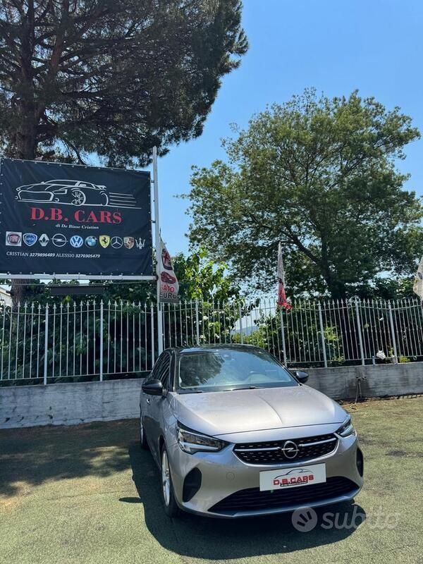 Usata Opel Corsa GS Line 101 CV (74 kW) 2021 Argento Berlina