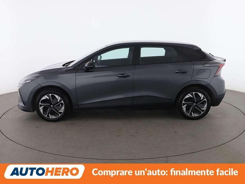 Usata MG MG4 EV 180 kW (245 CV) 2023 Grigio Utilitaria