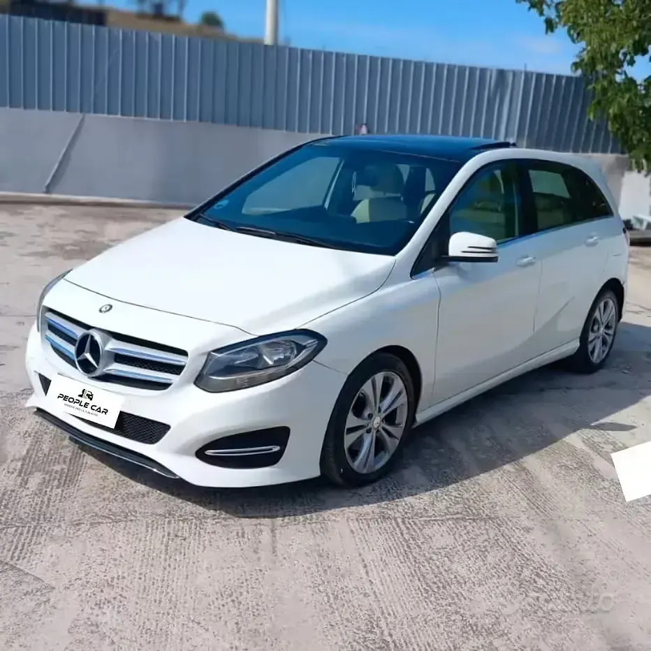Usata Mercedes B180 Premium 109 CV (80 kW) 2015 Bianco Monovolume