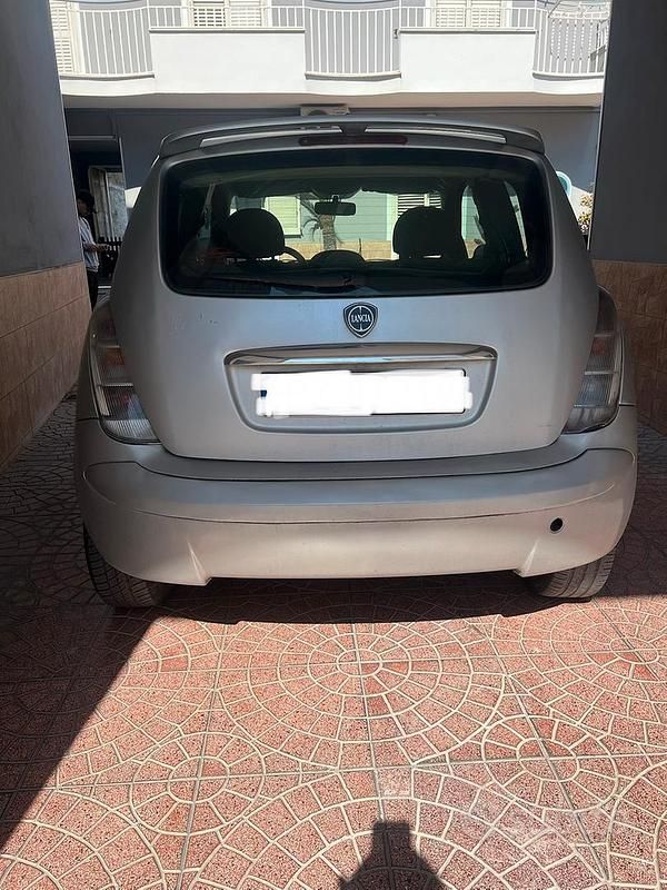 Usata Lancia Ypsilon 2007 Grigio Utilitaria