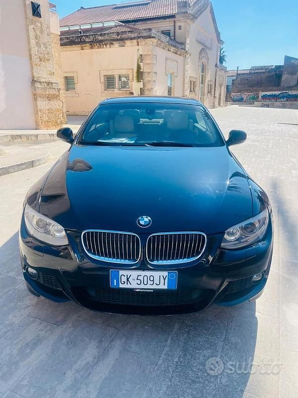 Usata BMW 335 Cabriolet M Sport 306 CV (225 kW) 2013 Blu Cabrio