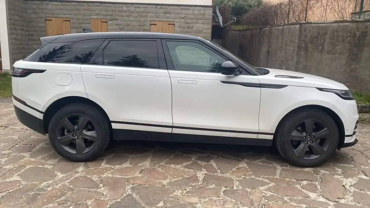 Używany Land Rover Range Rover Velar R-Dynamic 204 KM (150 kW) 2021 Biały SUV