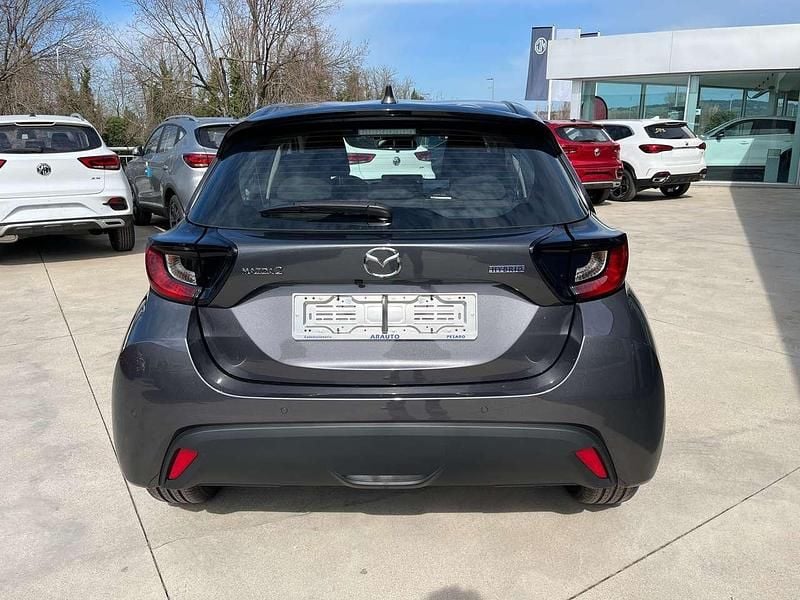 Usata Mazda 2 Exclusive 92 CV (67 kW) 2024 Grigio Utilitaria