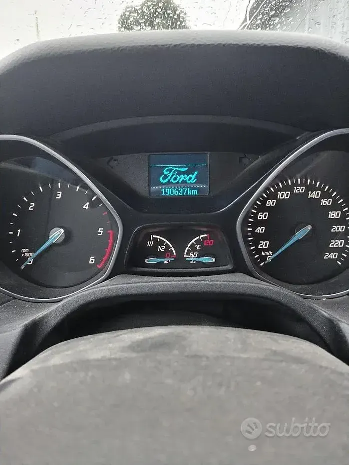 Usata Ford Focus 95 CV (69 kW) 2013 Berlina