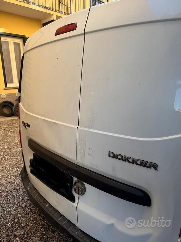 Usata Dacia Dokker 102 CV (75 kW) 2017 Monovolume
