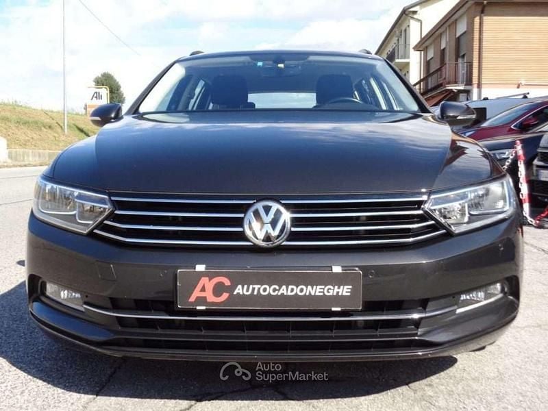 Antracite Usata 2020 VW Passat Station wagon | 17.500 € (Ottimo prezzo) - Immagine 1/4