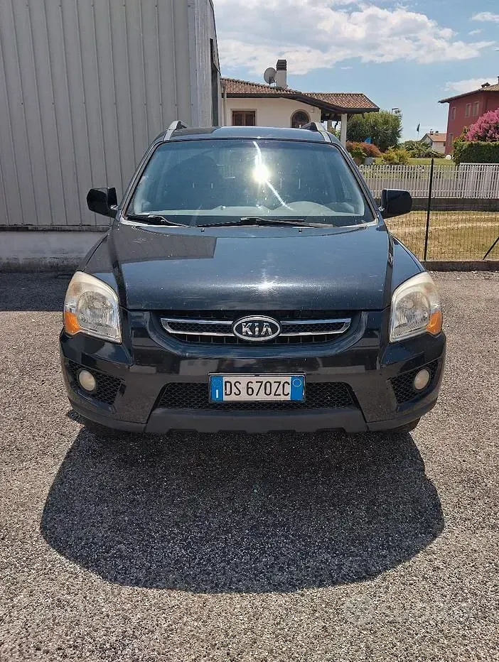 Usata Kia Sportage 141 CV (103 kW) 2008 Nero SUV