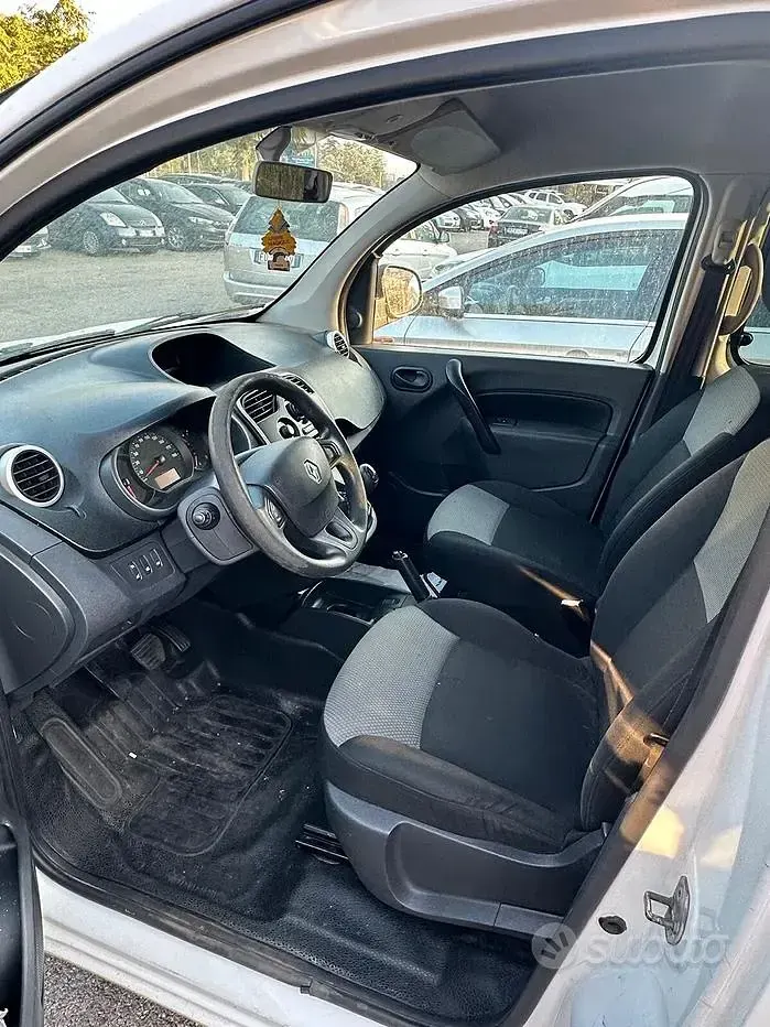 Usata Renault Kangoo 90 CV (66 kW) 2019 Bianco Monovolume