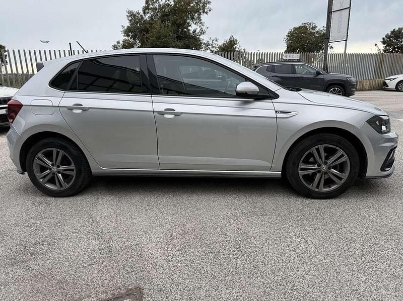 Używany VW Polo Highline 90 KM (66 kW) 2020 Srebrny Hatchback