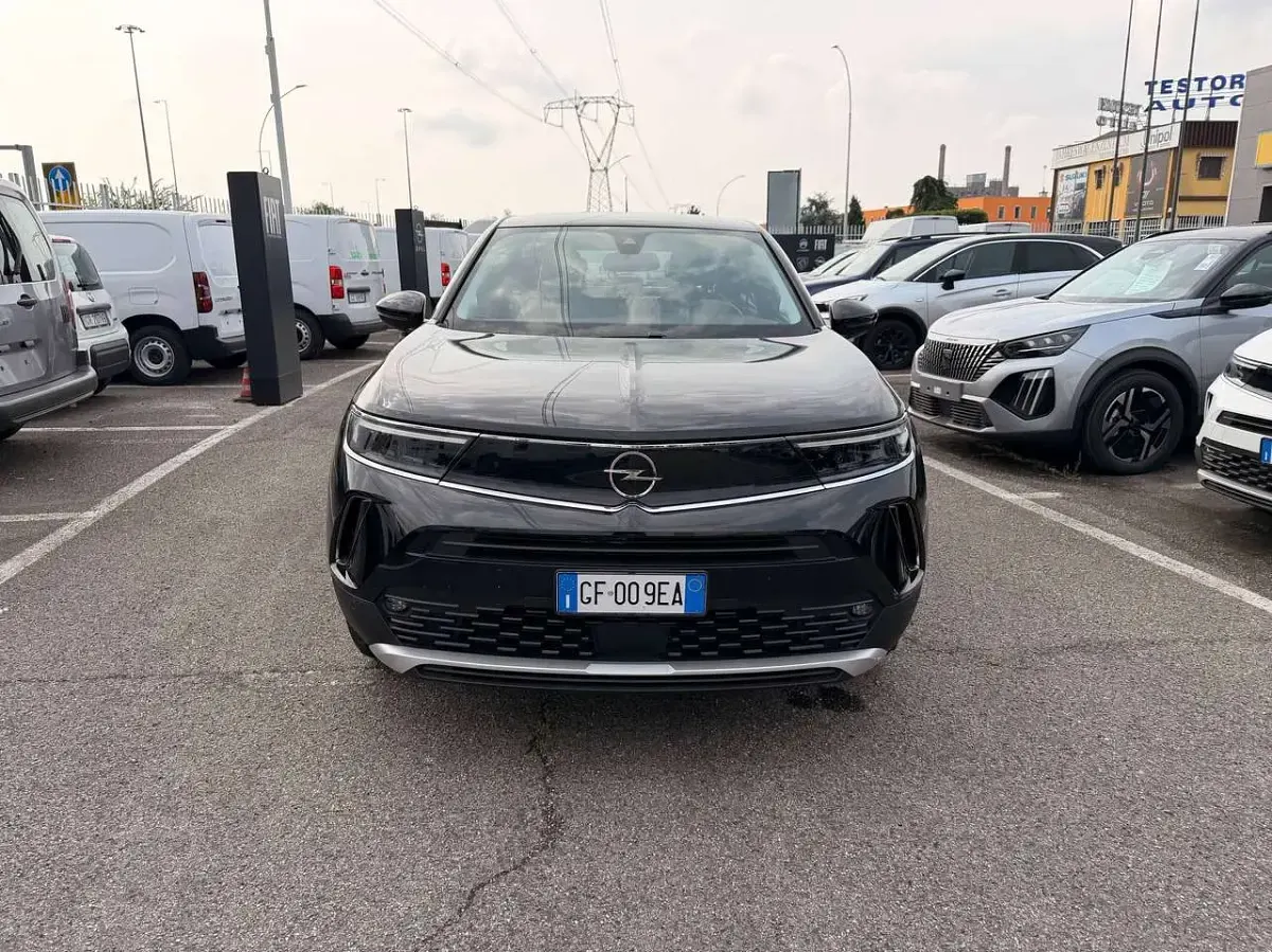 Usata Opel Mokka Elegance 101 CV (74 kW) 2021 Nero SUV