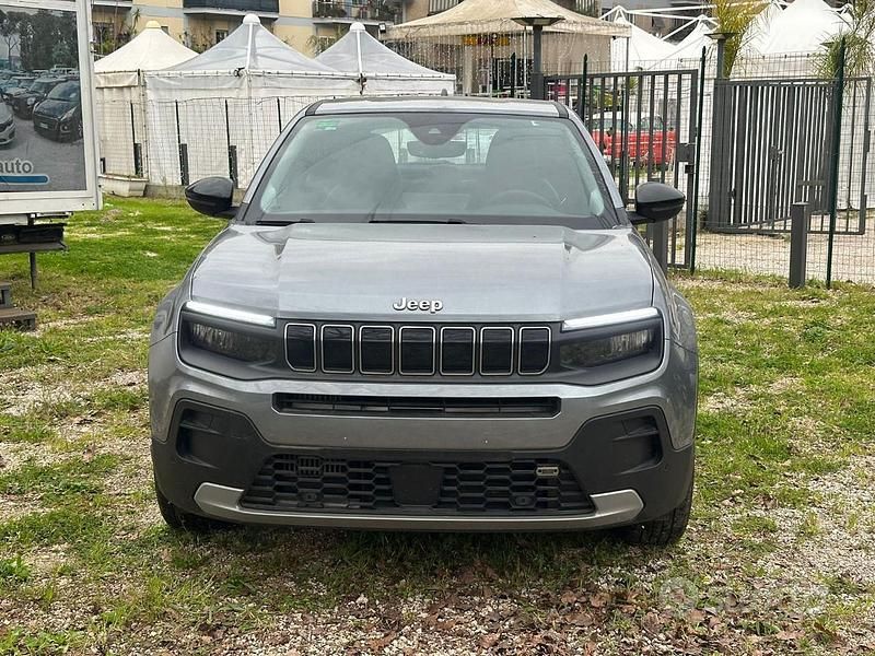 Usata Jeep Avenger Altitude 101 CV (74 kW) 2024 Grigio SUV