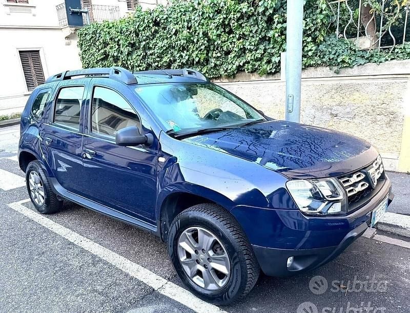 Usata Dacia Duster 110 CV (80 kW) 2016 Blu SUV