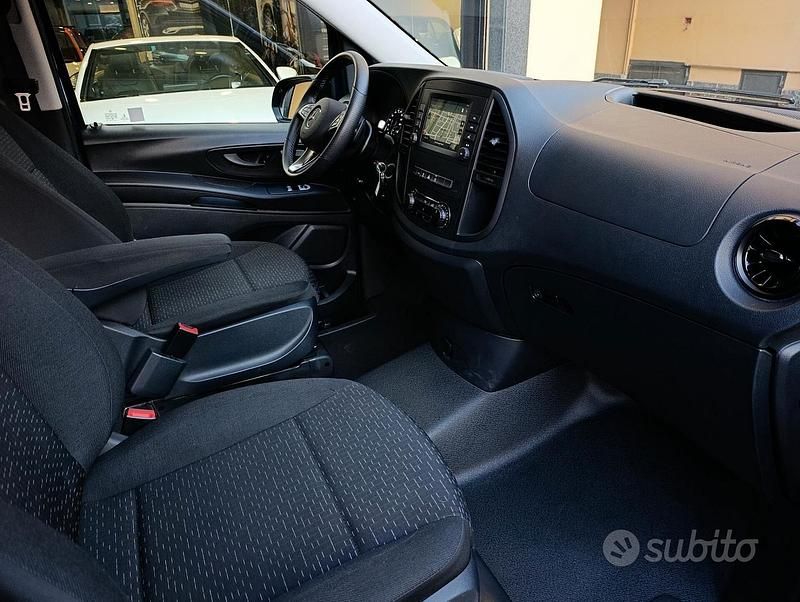 Usata Mercedes Vito 136 CV (100 kW) 2021 Blu Furgone