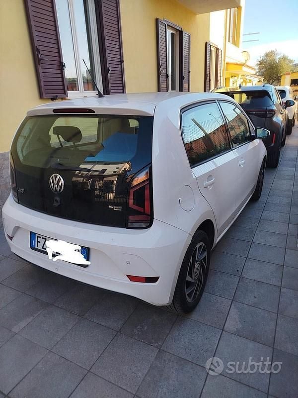 Usata VW up! Move 60 CV (44 kW) 2019 Bianco Utilitaria
