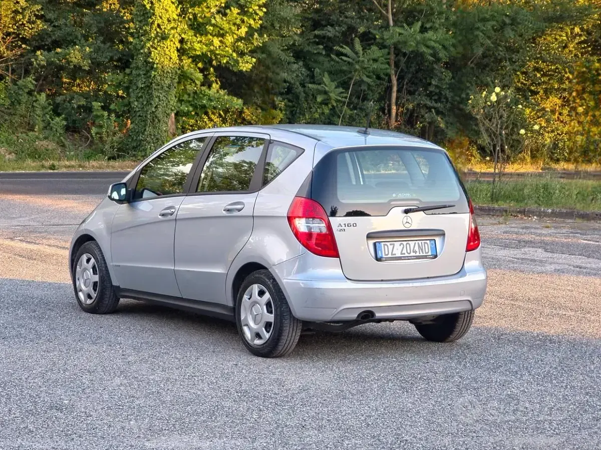 Usata Mercedes A160 Edition 95 CV (69 kW) 2010 Grigio Berlina