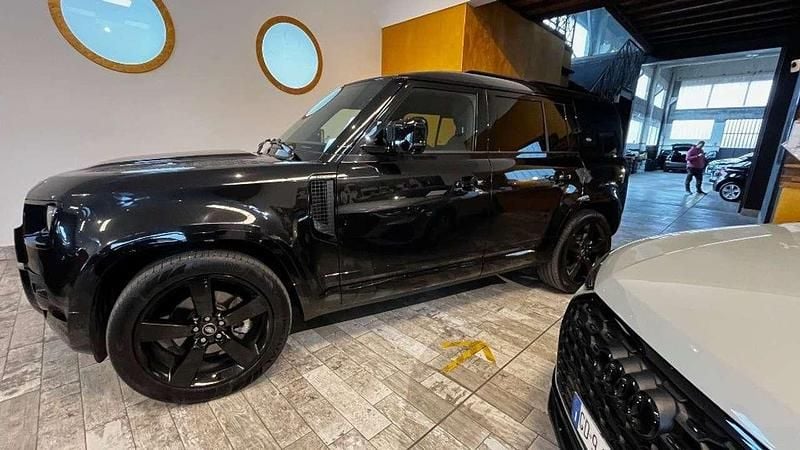 Usata Land Rover Defender SE Dynamic 200 CV (147 kW) 2024 Nero SUV